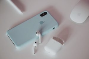 How to start a phone accessories business